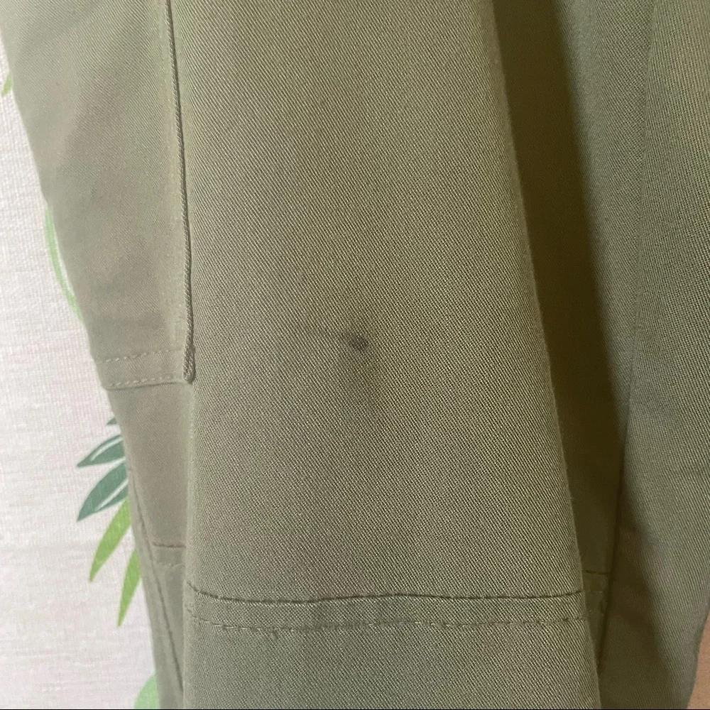 Size 12 Kids Olive Green Joggers A1
